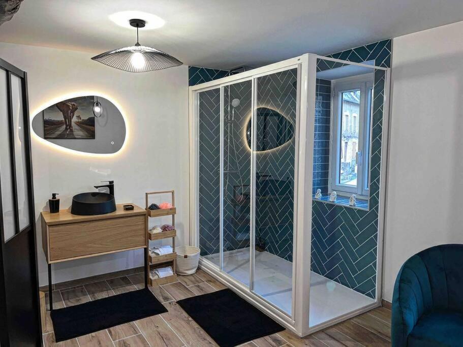 L'Insolite Airbnb Vignieu Exterior foto